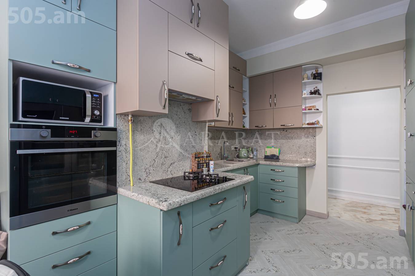 4 սենյականոց բնակարան  Միկոյան փող, Դավթաշեն Երևան, 151222