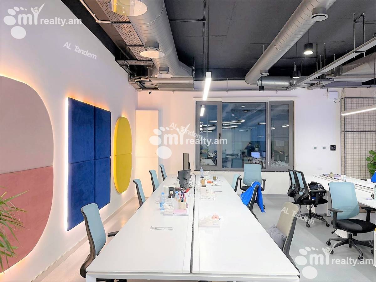 Commercial for rent خیابان امیریان, مرکز شهر ایروان, 127157