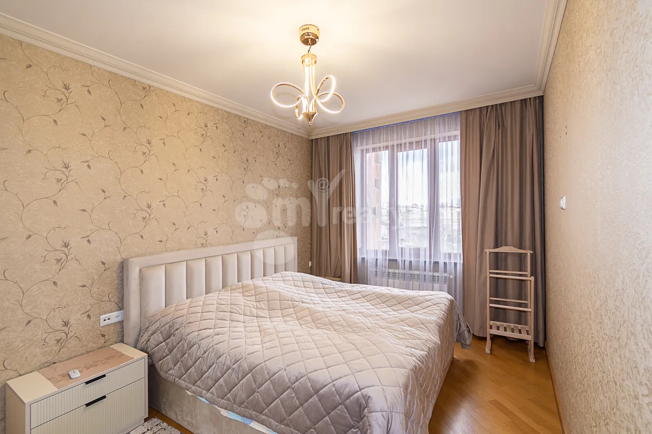 4 bedroom apartment for sale Ghapantsian St, Arabkir Yerevan, 160065