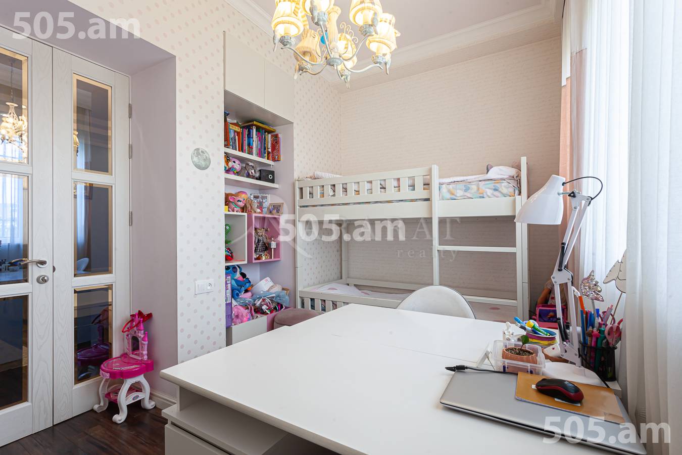 3 bedroom apartment for sale Mashtots Ave, Center Yerevan, 155622