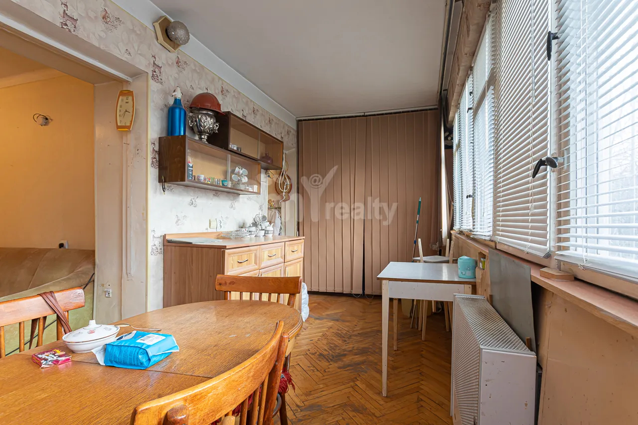 3 bedroom apartment for sale Buzand St, Center Yerevan, 158424