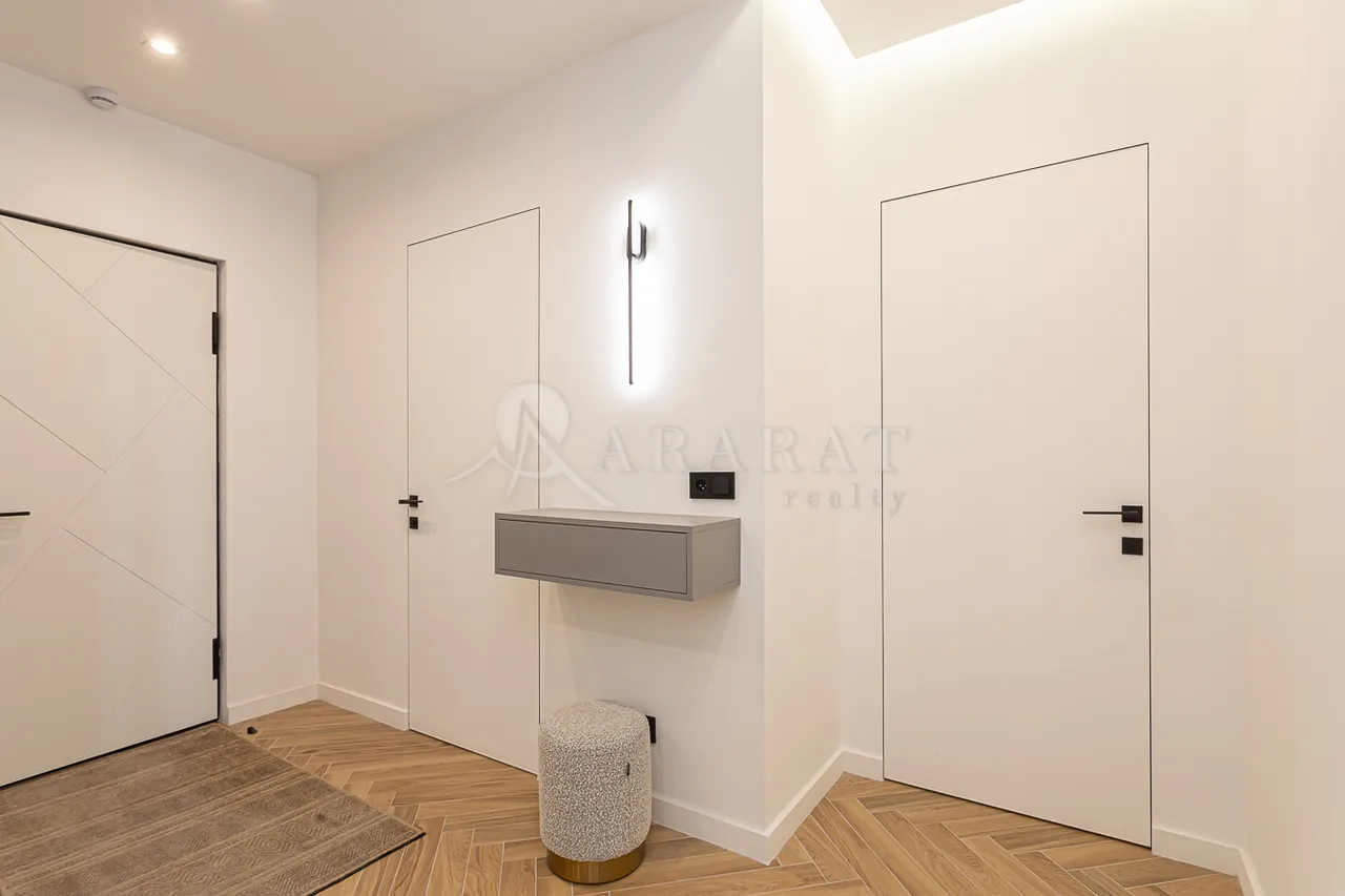 3 սենյականոց բնակարան վարձով Դավիթ Անհաղթի փող, Քանաքեռ-Զեյթուն Երևան, 158857