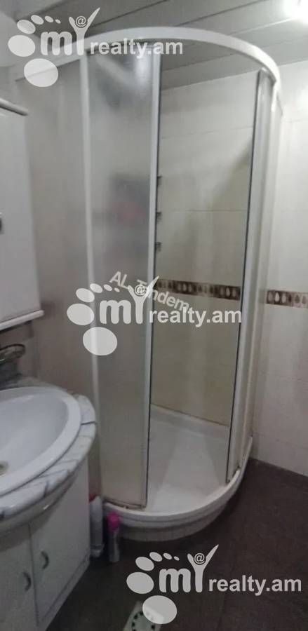 4 bedroom apartment for sale Azatutyan avenue, Qanaqer- Sejtun Yerevan, 154503