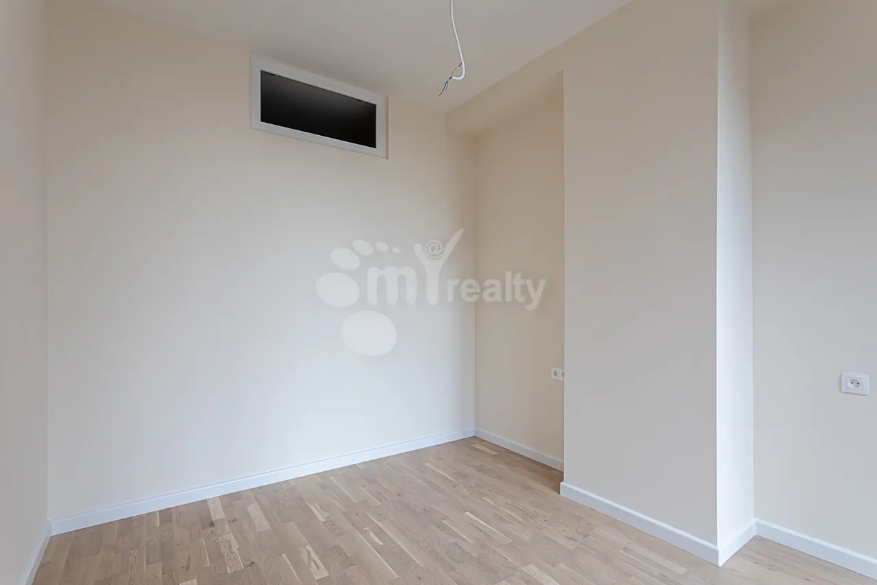 4 bedroom apartment for sale Vratsakan St, Arabkir Yerevan, 157658