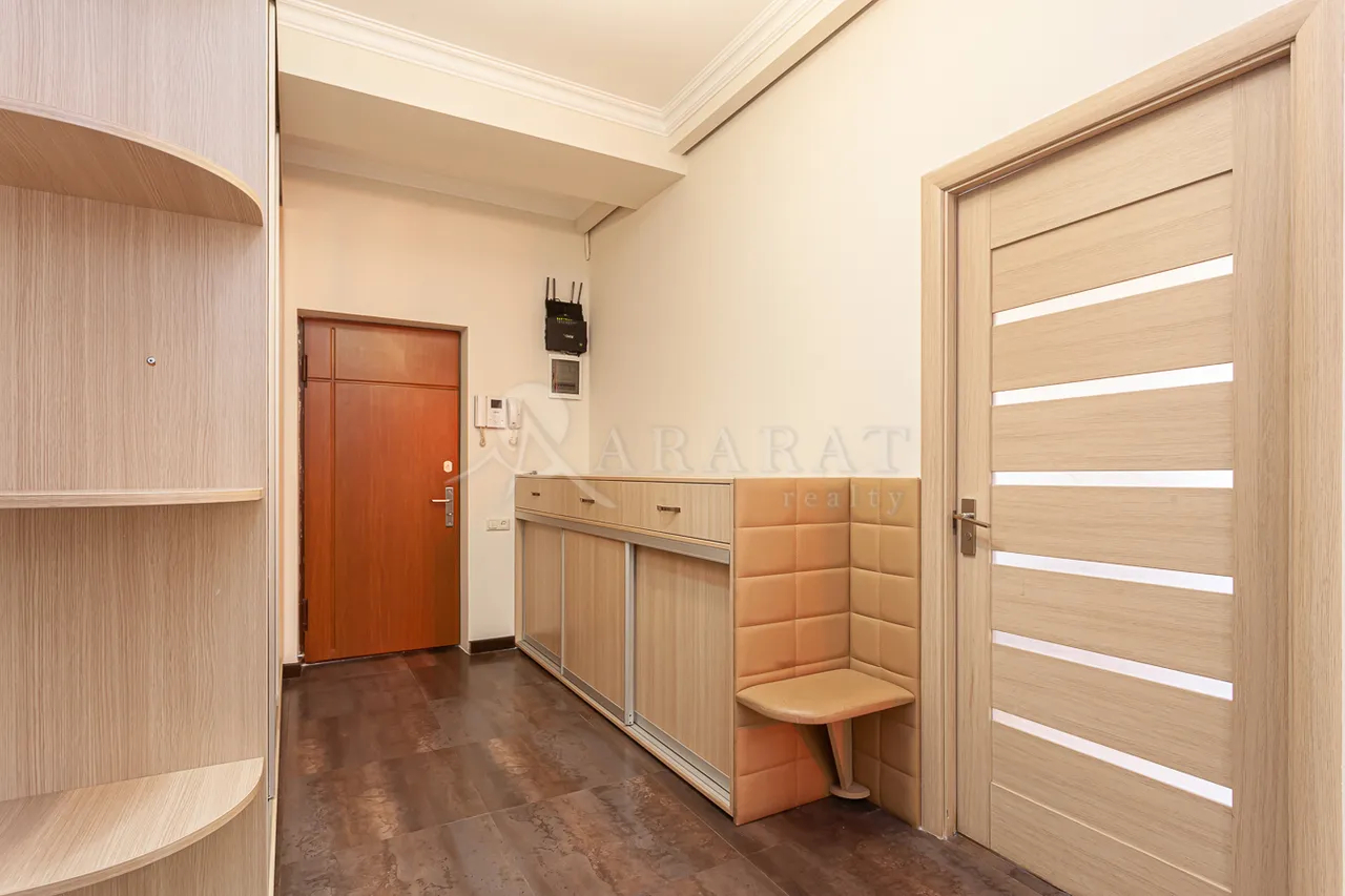 3 bedroom apartment for sale خیابان آرام, مرکز شهر ایروان, 157331