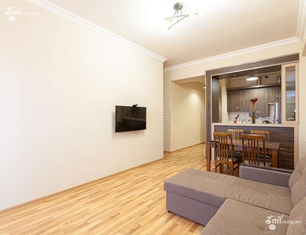 2-senyakanoc-bnakaran-vacharq-Yerevan-Arabkir