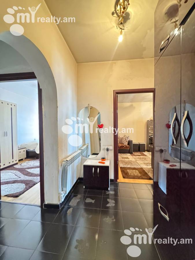 2 սենյականոց բնակարան  Լեփսիուսի   փող, Քանաքեռ-Զեյթուն Երևան, 160096