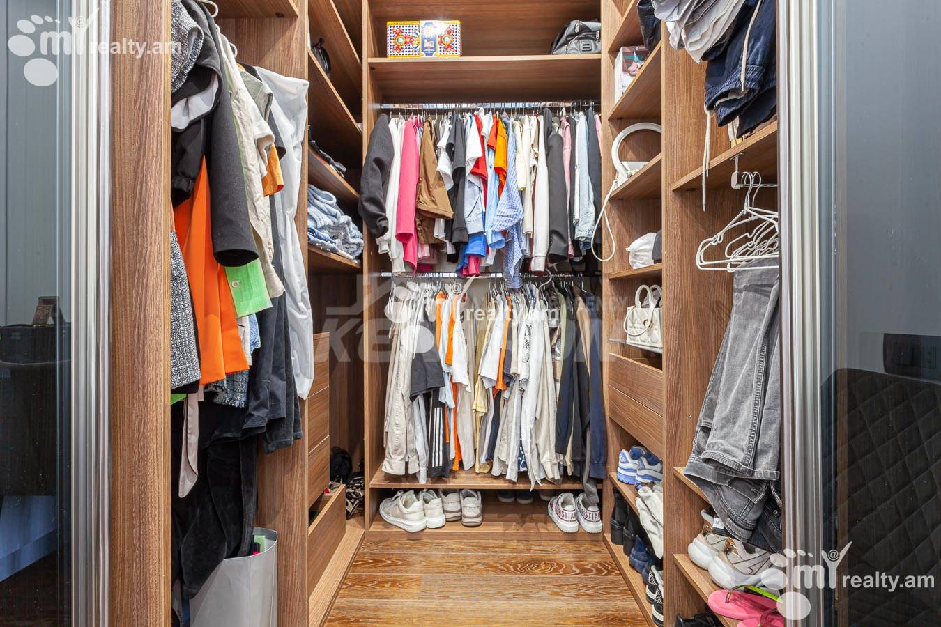 3 սենյականոց բնակարան  Անտառային փող, Կենտրոն Երևան, 155237