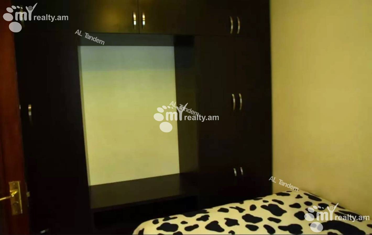 3 սենյականոց բնակարան վարձով Մաշտոցի պող, Կենտրոն Երևան, 151660