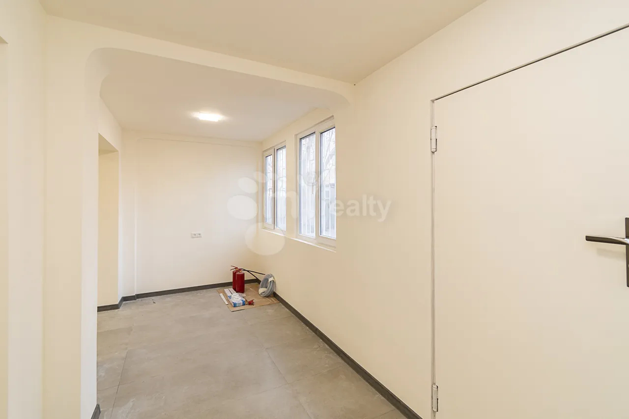 Commercial property for rent V.Vagharshyan St, Arabkir Yerevan, 159650