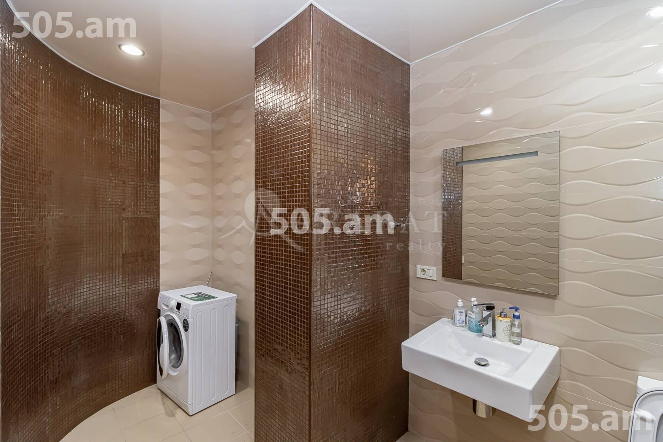 4 bedroom apartment for sale D. Demirchyan St, Center Yerevan, 155365