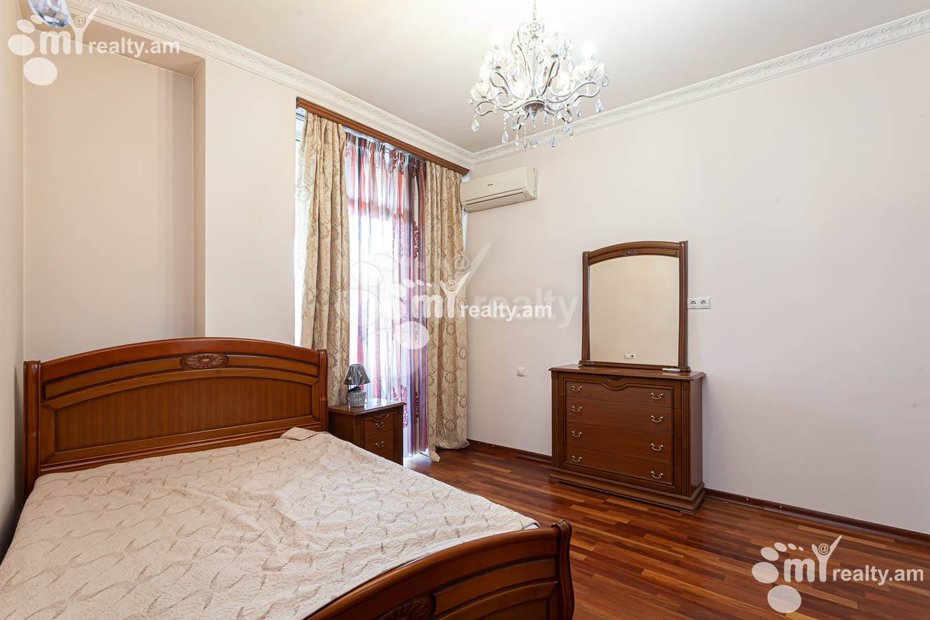 4 bedroom apartment for sale Dzorap St, Center Yerevan, 138781