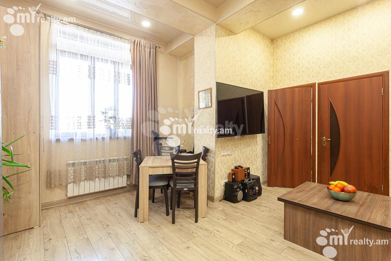 3 սենյականոց բնակարան  Գ. Հովսեփյան փող, Նորք-Մարաշ Երևան, 154963