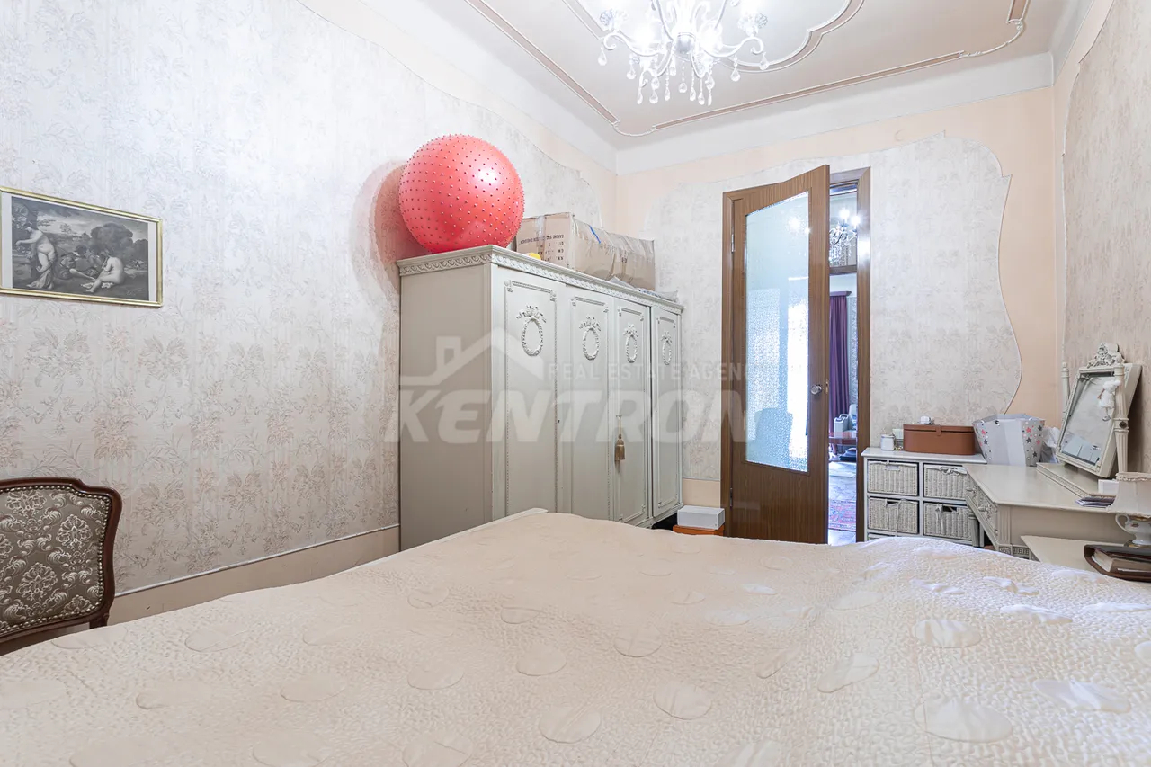 Снять 2 комнатную квартиру Амирян ул, Центр Ереван, 158870