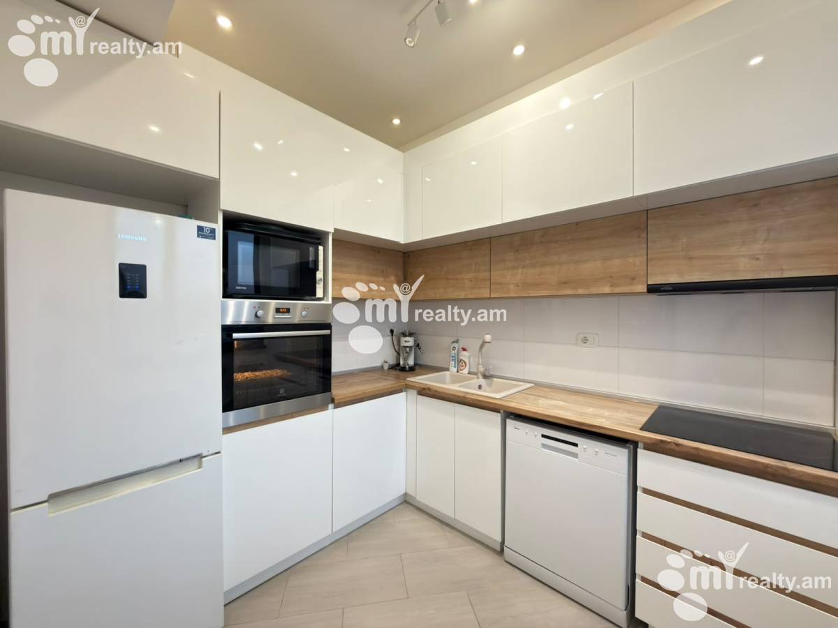 3 bedroom apartment for sale خیابان و. واقارشیان, عربگیر ایروان, 161082