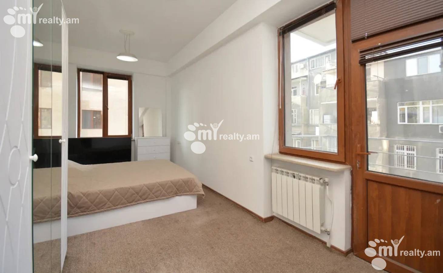 Купить 3 комнатную квартиру Маштоца пр, Центр Ереван, 158134