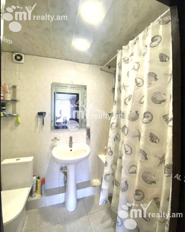 3 bedroom apartment for sale Tigran Mets Ave, Center Yerevan, 148329