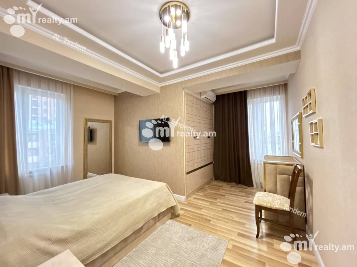 4 սենյականոց բնակարան  Պուշկինի փող, Կենտրոն Երևան, 156063