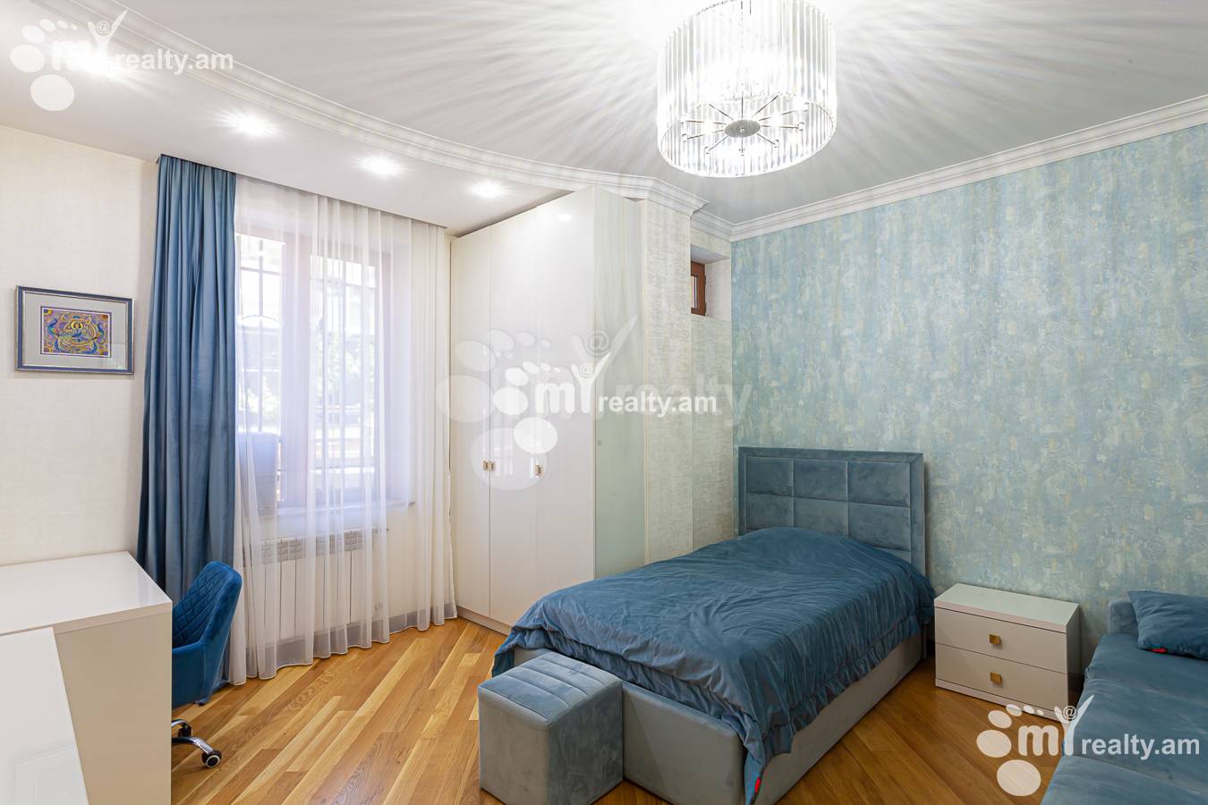 3 bedroom apartment for sale خیابان آنتارایین, مرکز شهر ایروان, 138312