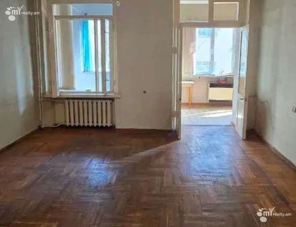 bnakaran/3-senyakanoc/Mashtots+Ave/Center/Yerevan