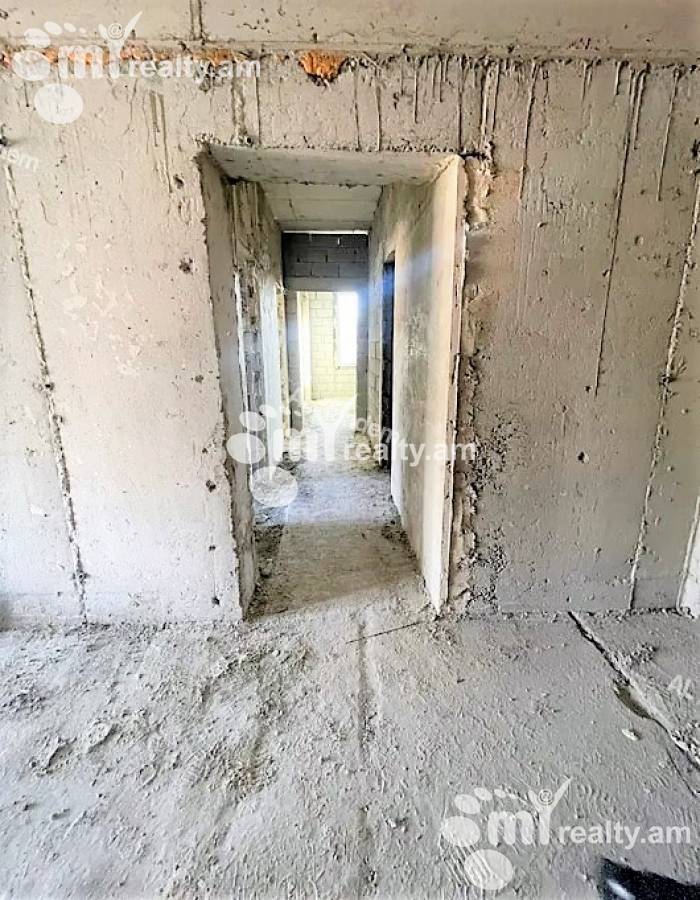 4 bedroom apartment for sale Charents St, Center Yerevan, 136384