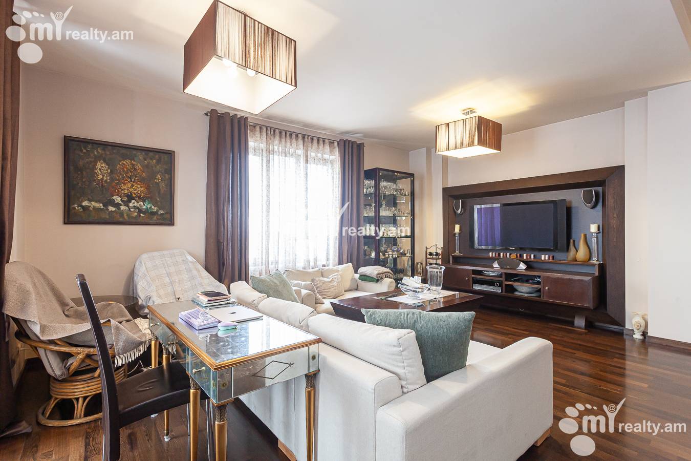 4 bedroom apartment for sale Antarayin St, Center Yerevan, 144099
