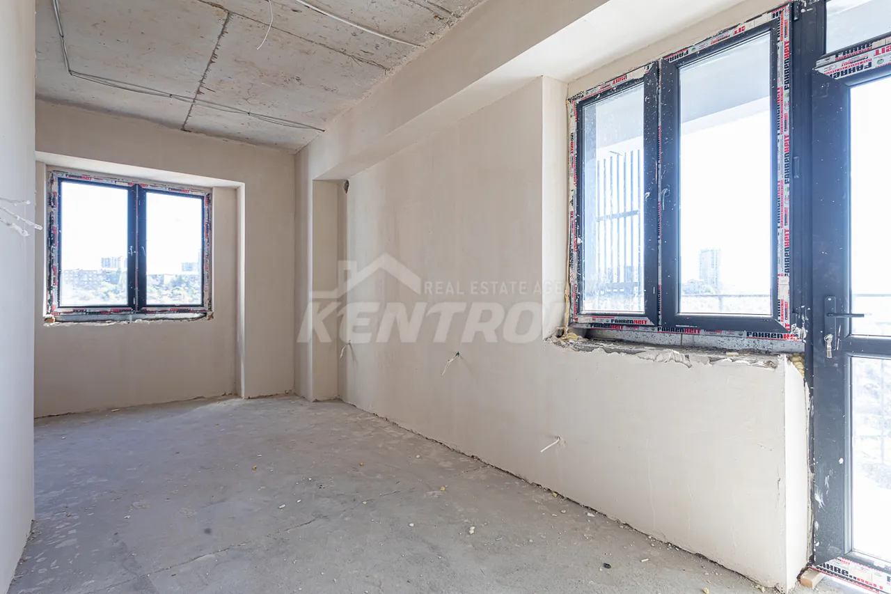 4 bedroom apartment for sale Emineski St, Qanaqer- Sejtun Yerevan, 157243