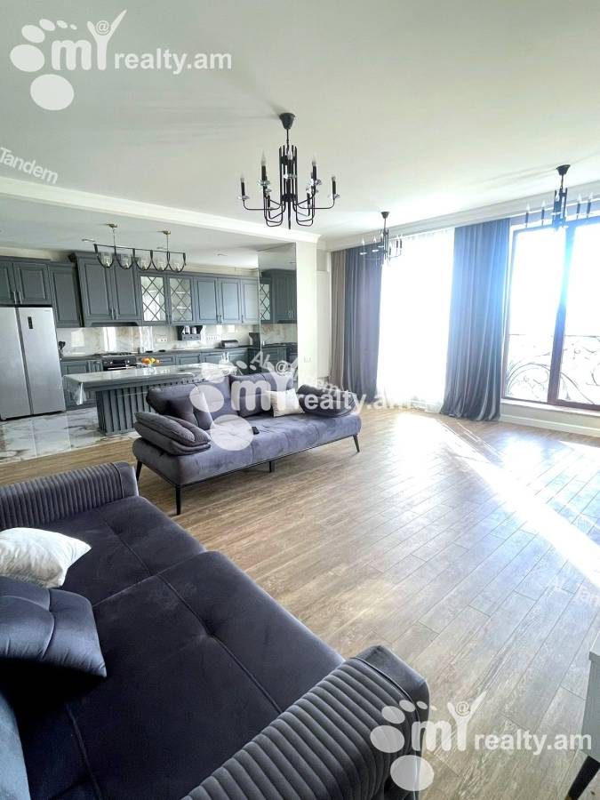 4 bedroom apartment for rent خیابان آنتارایین, مرکز شهر ایروان, 152377