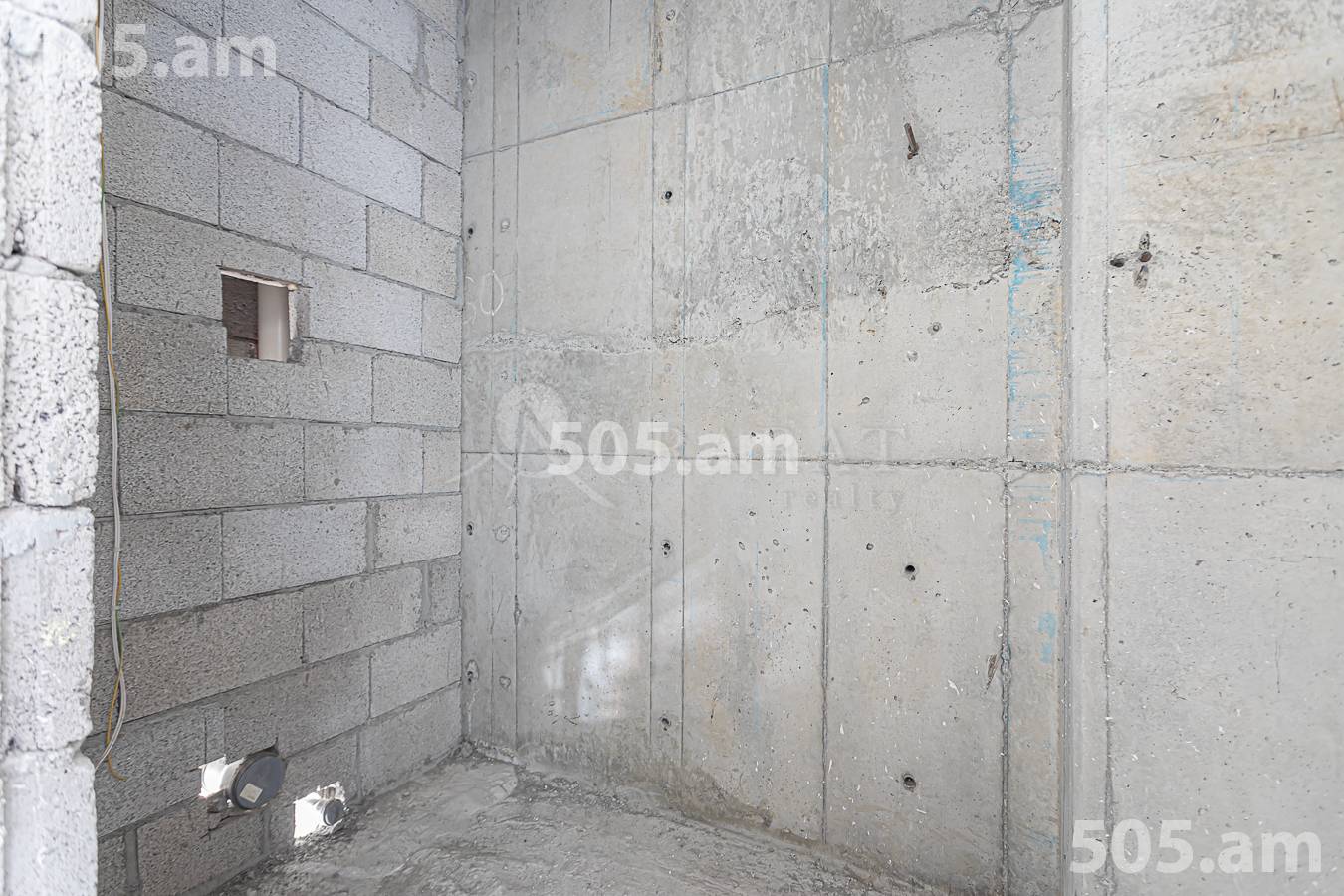 4 bedroom apartment for sale خیابان گِریبودوف, عربگیر ایروان, 156737