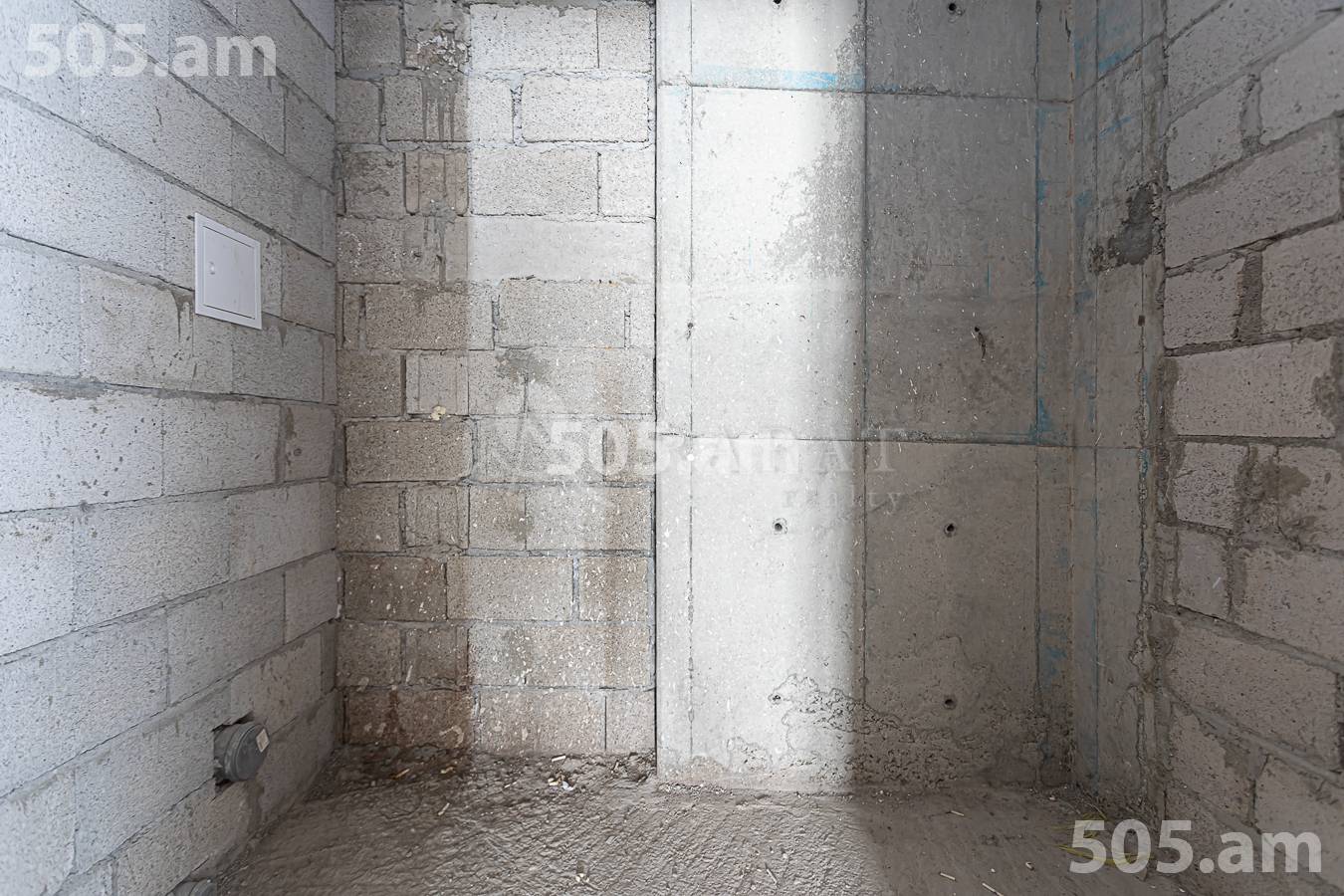 4 bedroom apartment for sale خیابان گِریبودوف, عربگیر ایروان, 156737