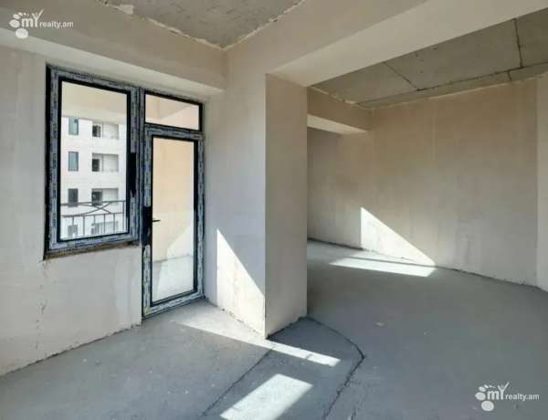 3-senyakanoc-bnakaran-vacharq-Yerevan-Arabkir