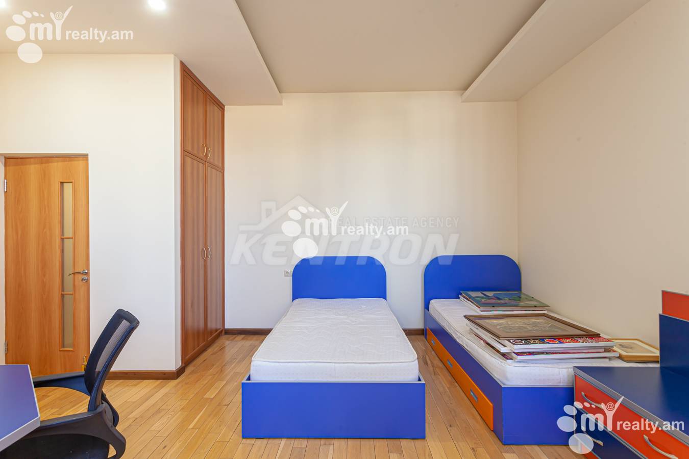 4 bedroom apartment for rent Azatutyan Ave, Arabkir Yerevan, 154363