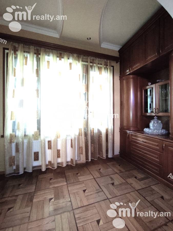 Купить 3 комнатную квартиру Азатутян пр, Арабкир Ереван, 126071