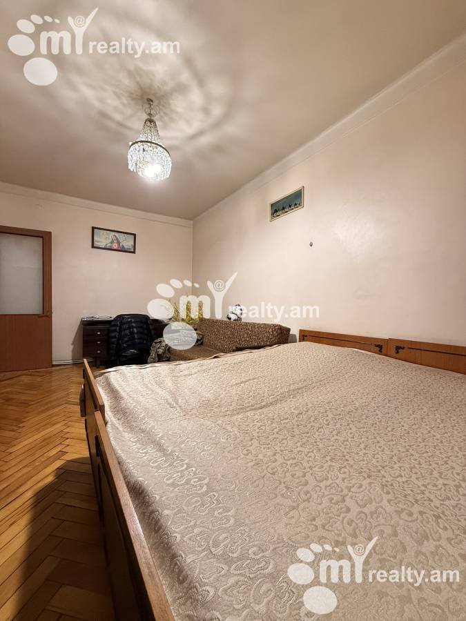 3 սենյականոց բնակարան  Ա. Խաչատրյան փող, Արաբկիր Երևան, 157133