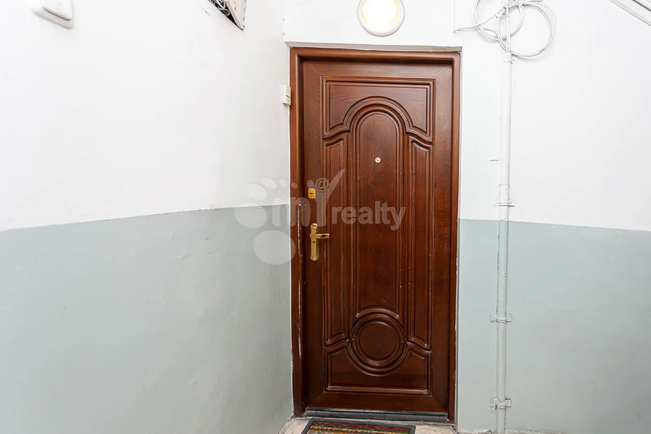 3 bedroom apartment for rent Mashtots Ave, Center Yerevan, 159963