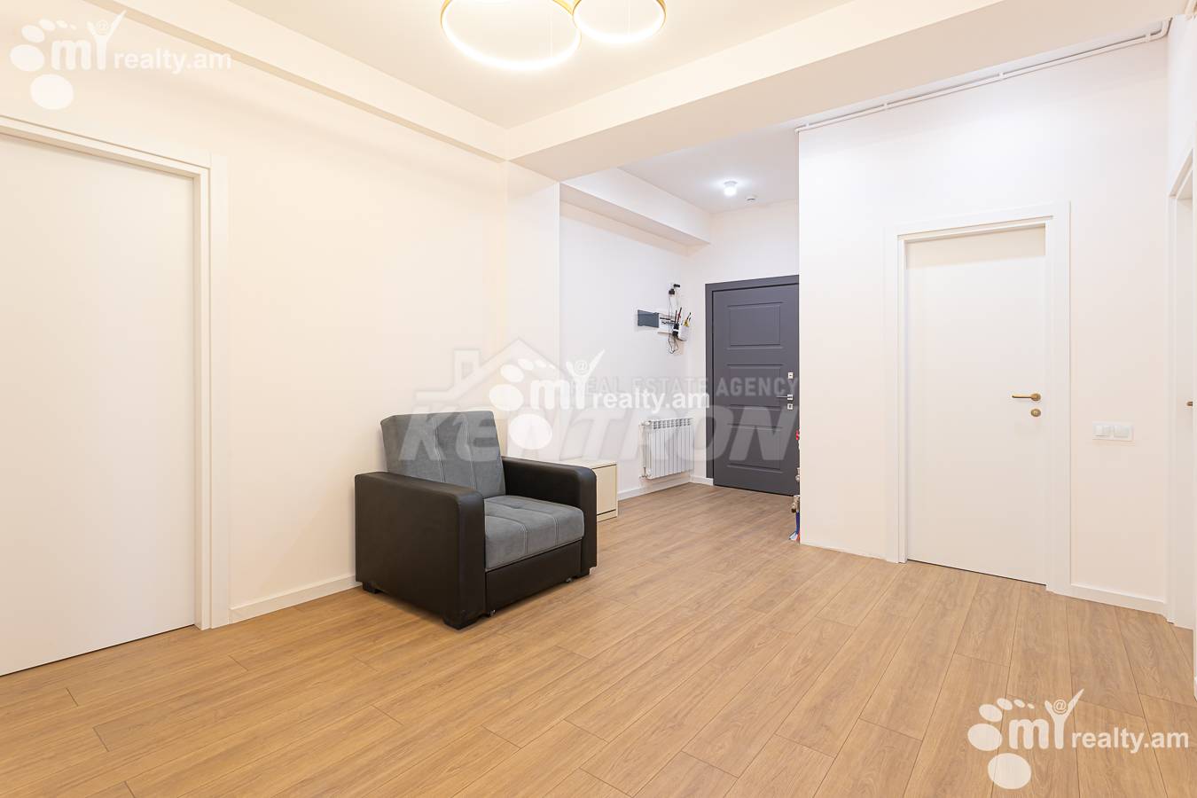 Купить 5 комнатную квартиру Адонц ул, Арабкир Ереван, 156522