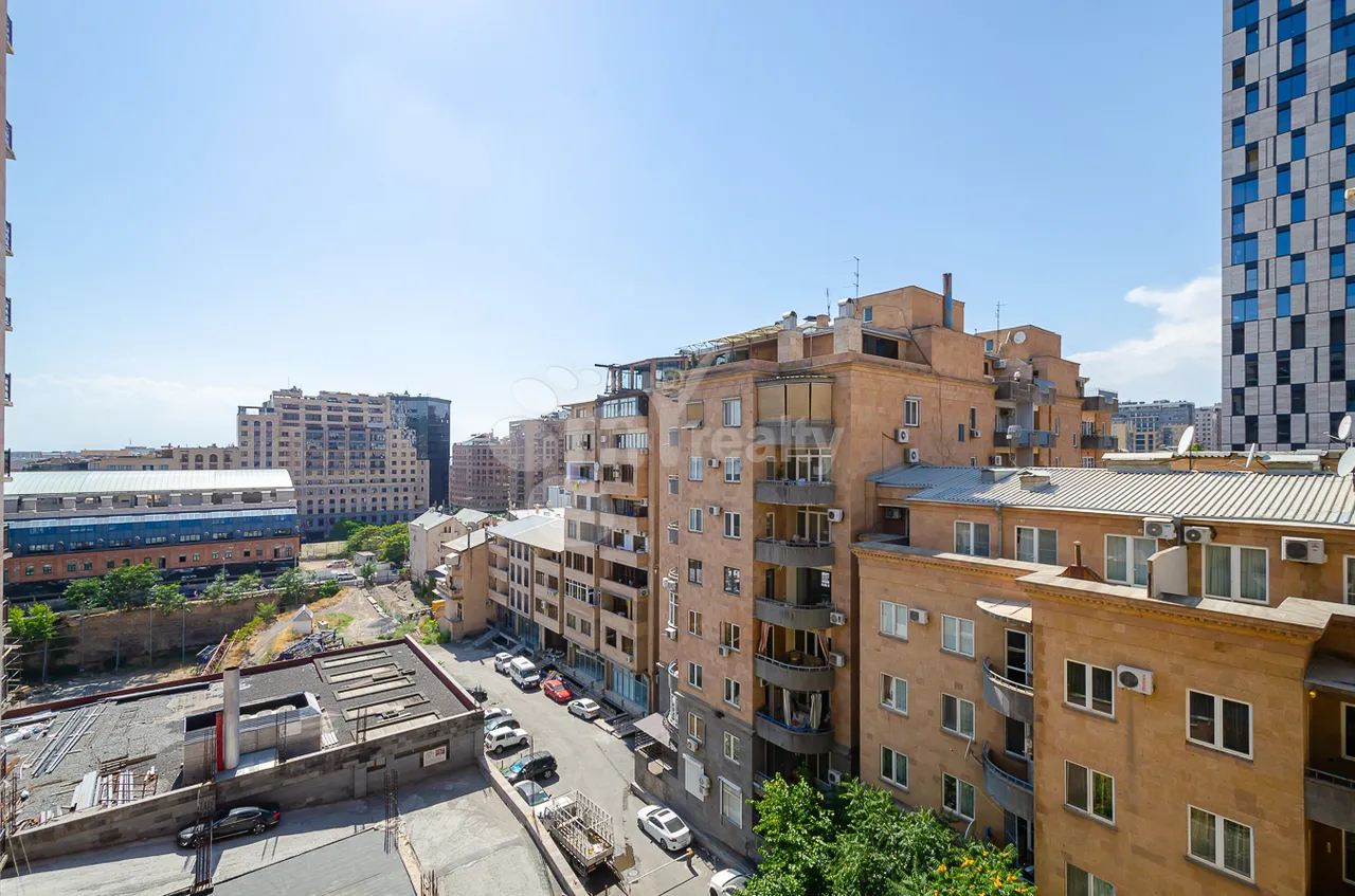 5 սենյականոց բնակարան վարձով Պուշկինի փող, Կենտրոն Երևան, 161495