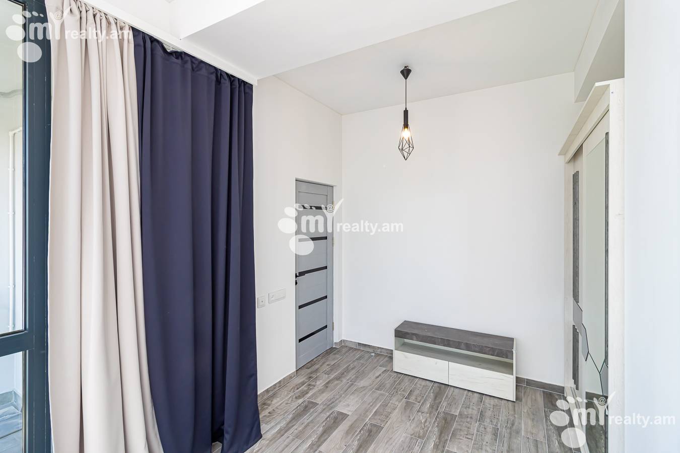 Снять 3 комнатную квартиру К. Улнеци ул., Канакер-Зейтун Ереван, 154253