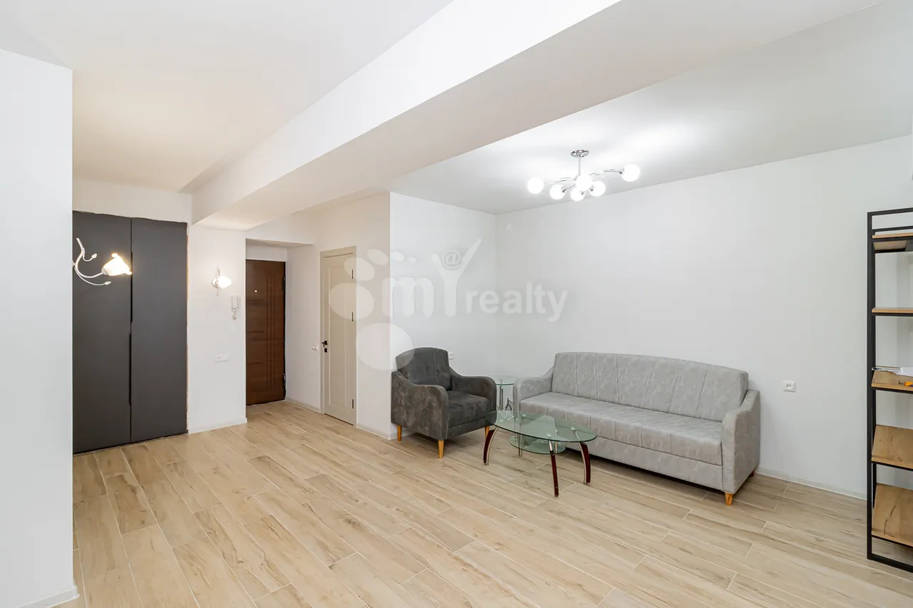 3 bedroom apartment for sale خیابان گولبِنکیان, عربگیر ایروان, 160009