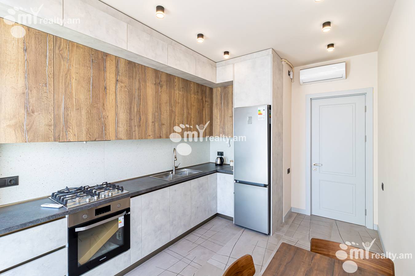 Снять 3 комнатную квартиру К. Улнеци ул., Канакер-Зейтун Ереван, 149779