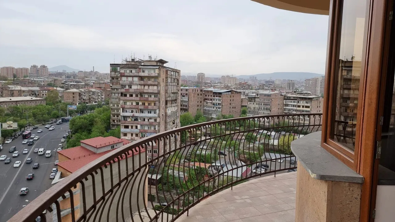 3 bedroom apartment for sale Komitas Ave, Arabkir Yerevan, 158926