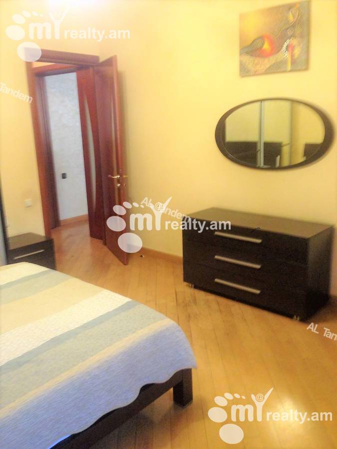 3 bedroom apartment for sale Saryan St, Center Yerevan, 127177