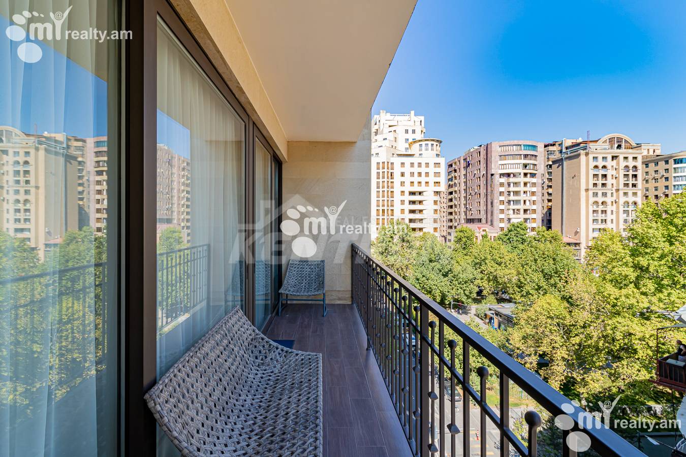 2 bedroom apartment for rent Buzand St, Center Yerevan, 139690