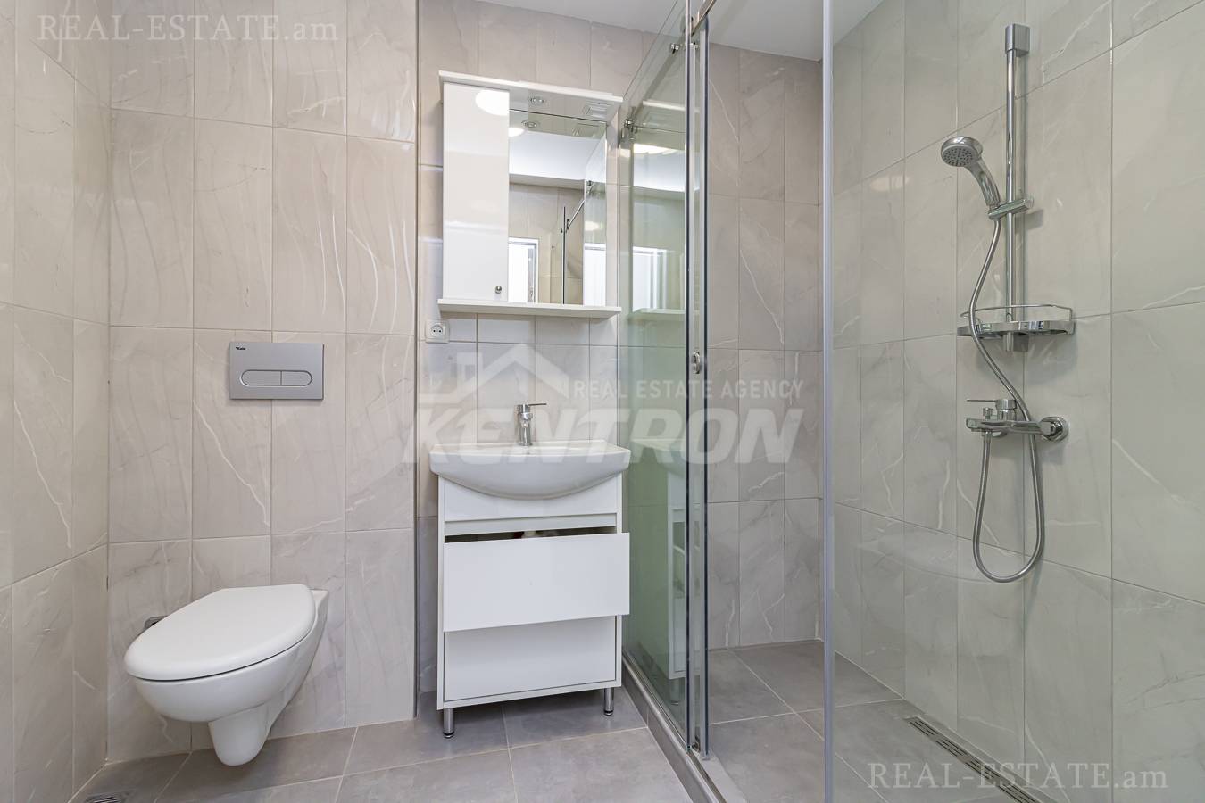 3 bedroom apartment for sale خیابان ن. تیگریانیان بن بست 1, عربگیر ایروان, 143475