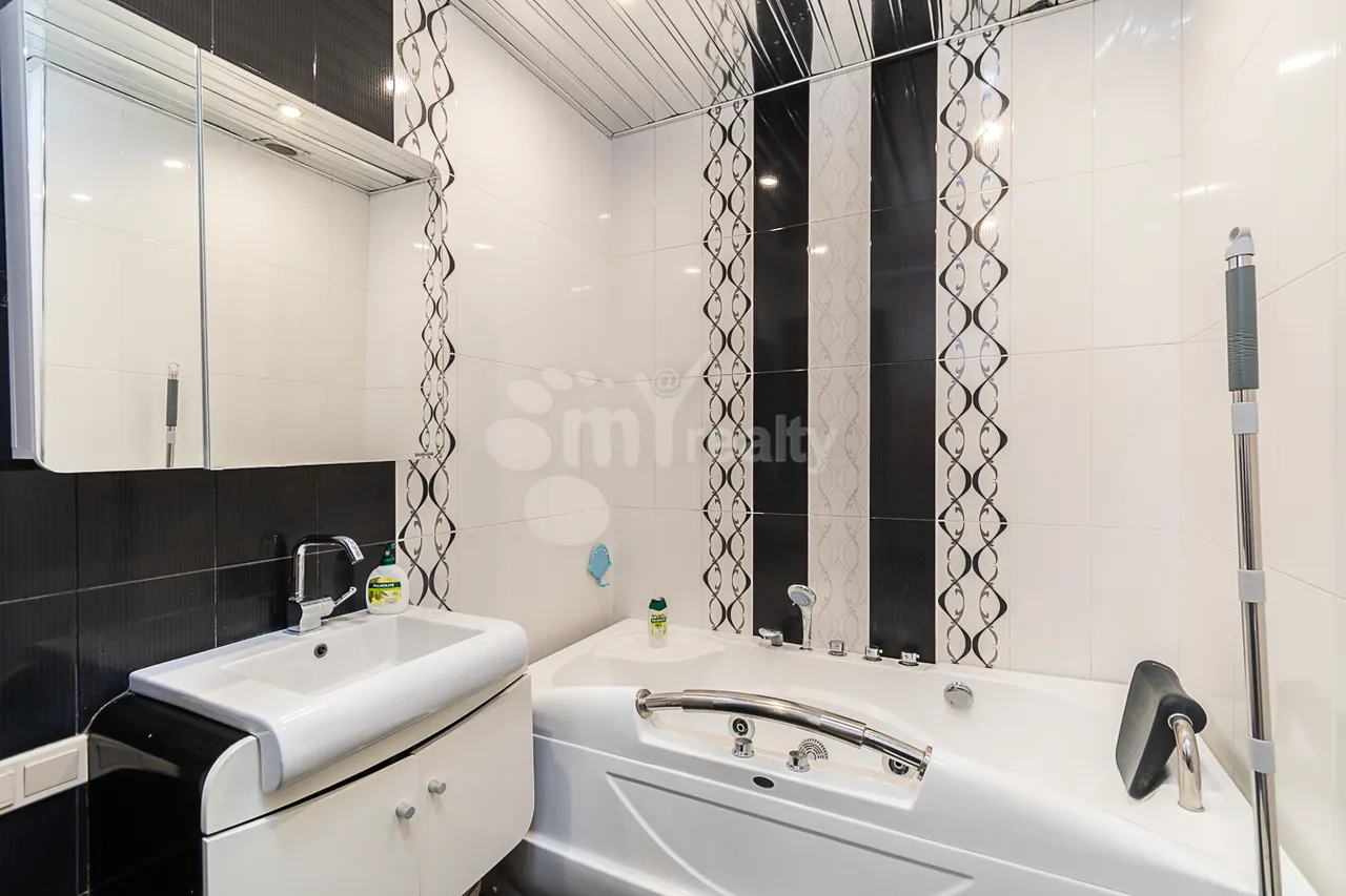 2 bedroom apartment for rent Aram St, Center Yerevan, 159656