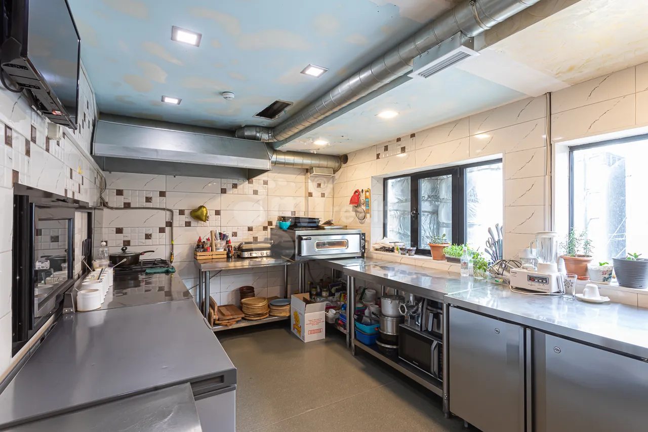 Купить коммерческoе помещение Башинджахян ул, Ачапняк Ереван, 160011