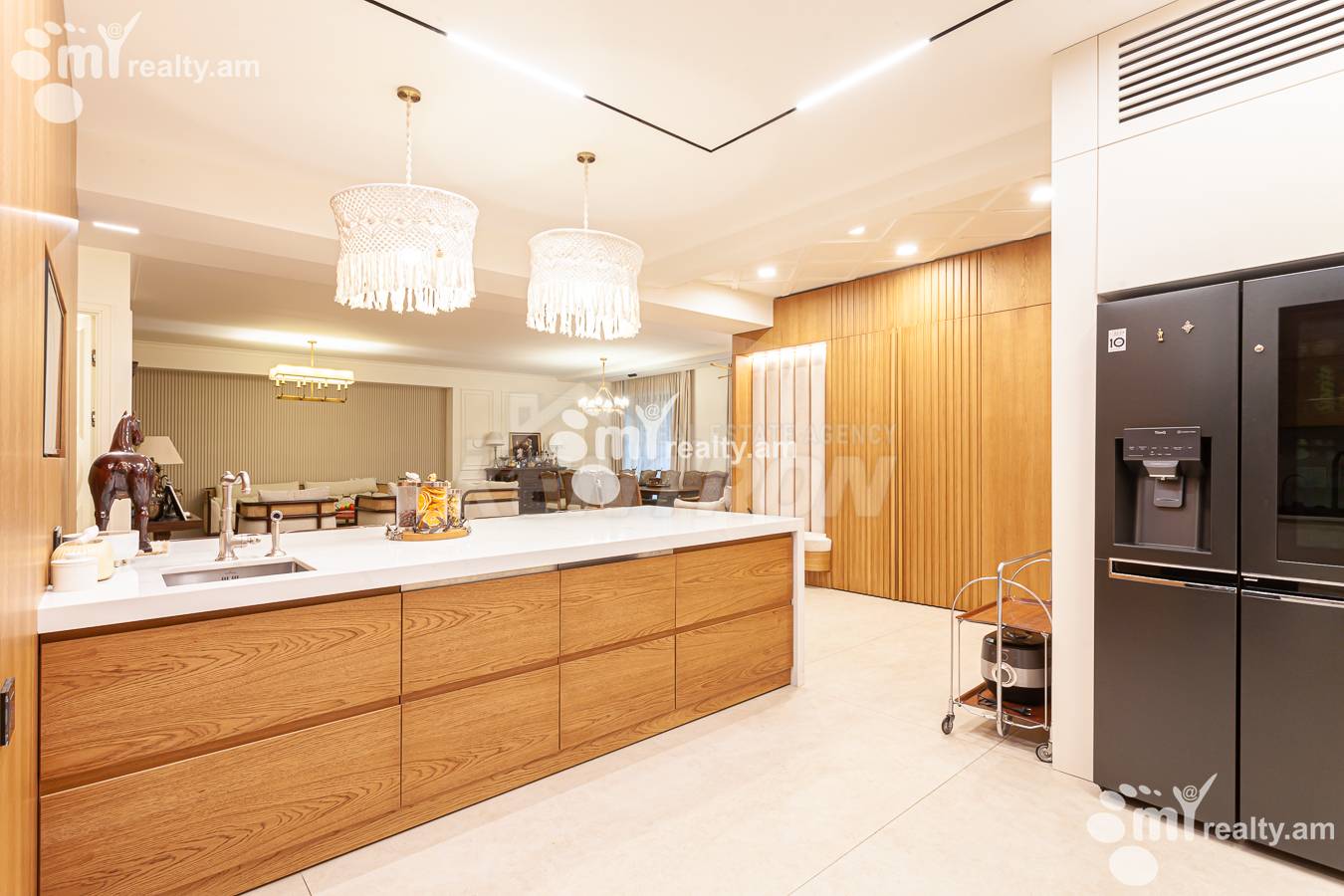 5 bedroom apartment for sale Buzand St, Center Yerevan, 154377