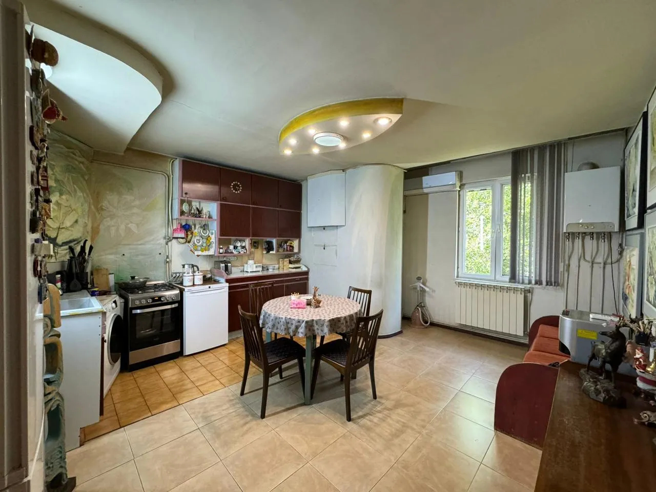 4 bedroom apartment for sale Mashtots Ave, Center Yerevan, 161963