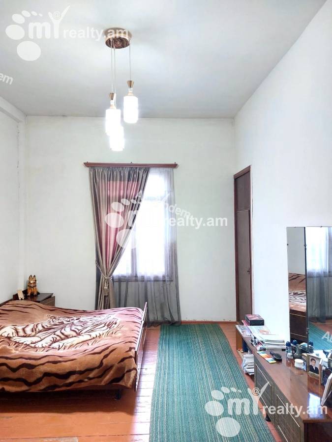 Առանձնատուն  Մաշտոց, Օշական Արագածոտն, 150084