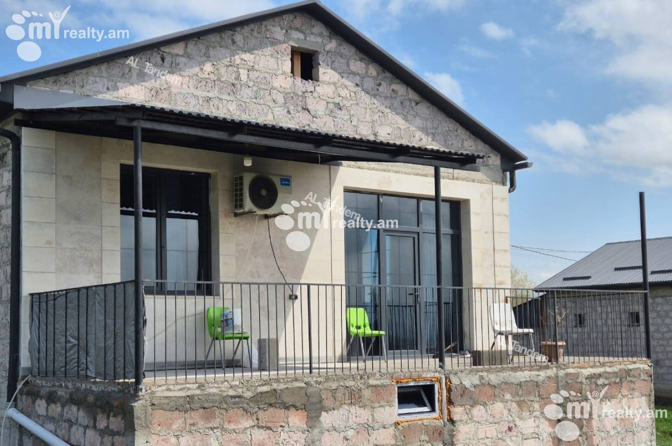 Купить дом село Канакераван, село Канакераван Котайк, 146988